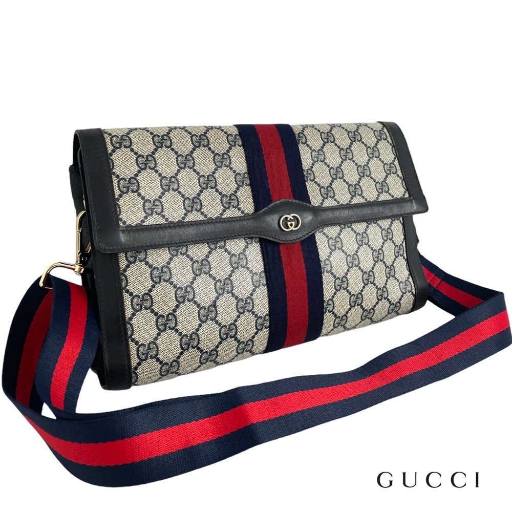 🔴SOLD🔴Gucci Clutch - Picture 2 of 16